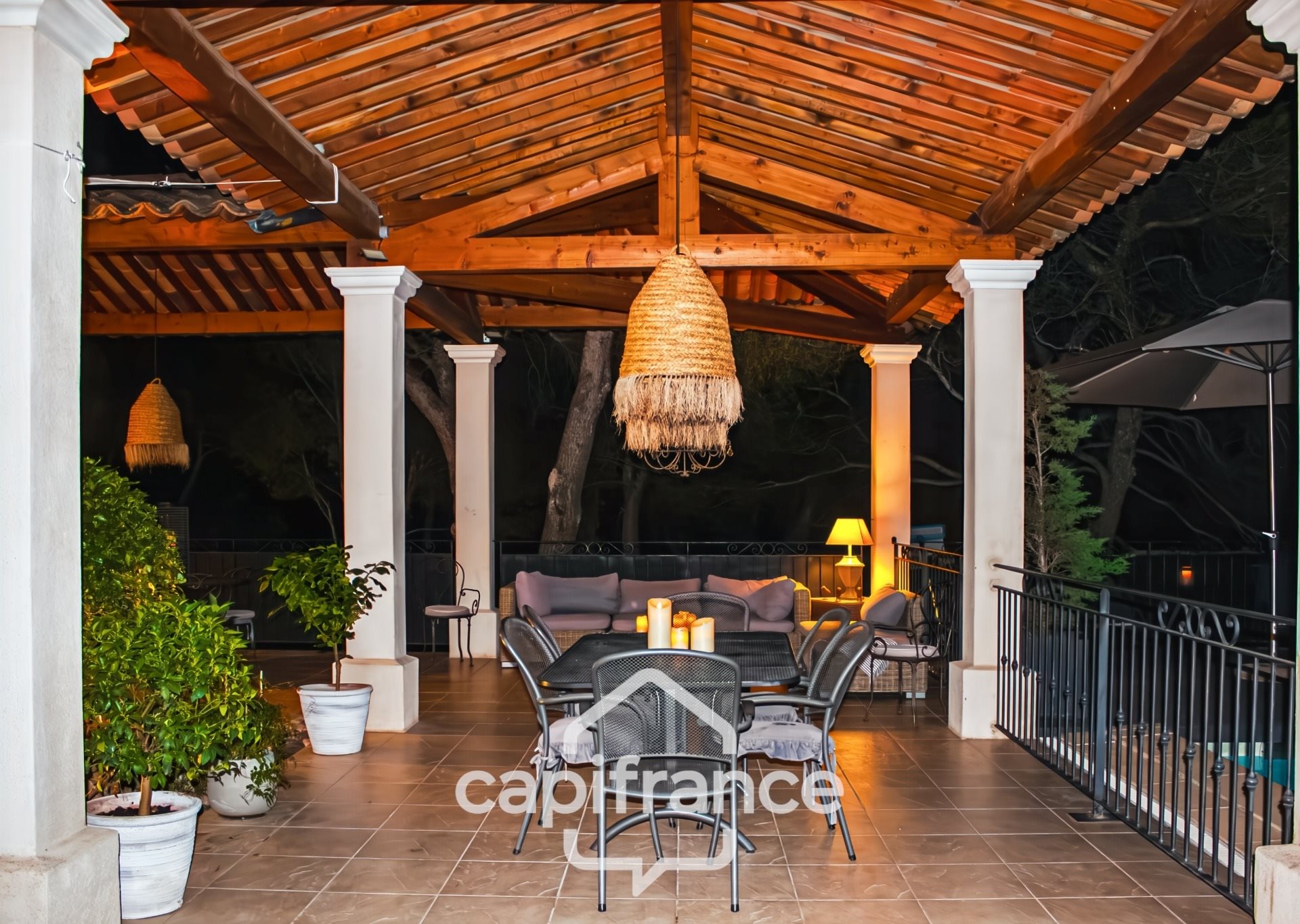 Maison à vendre, 191m², Mallemort