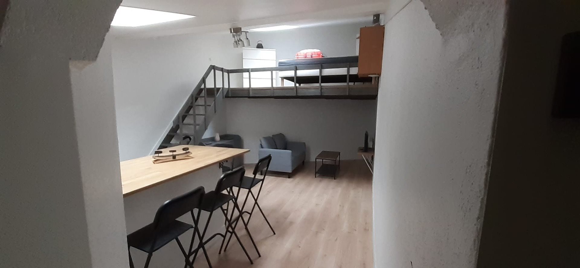 Appartement à louer, 27m², Saint-Vrain