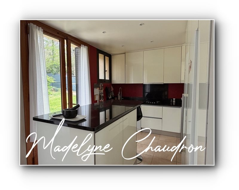 Maison à vendre, 104m², Lardy
