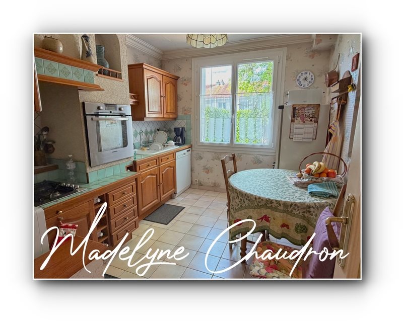 Maison à vendre, 93m², Lardy