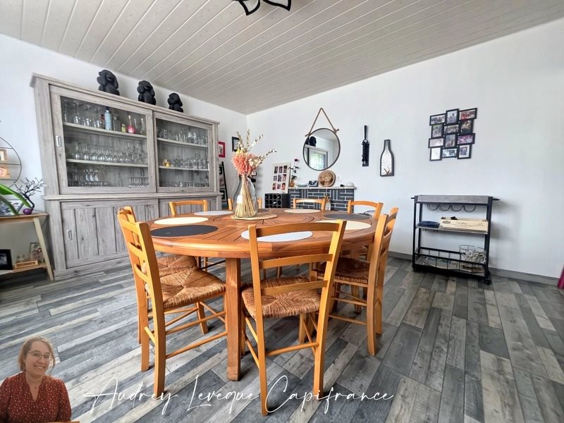 Maison à vendre, 187m², Saint-Hilaire-la-Palud