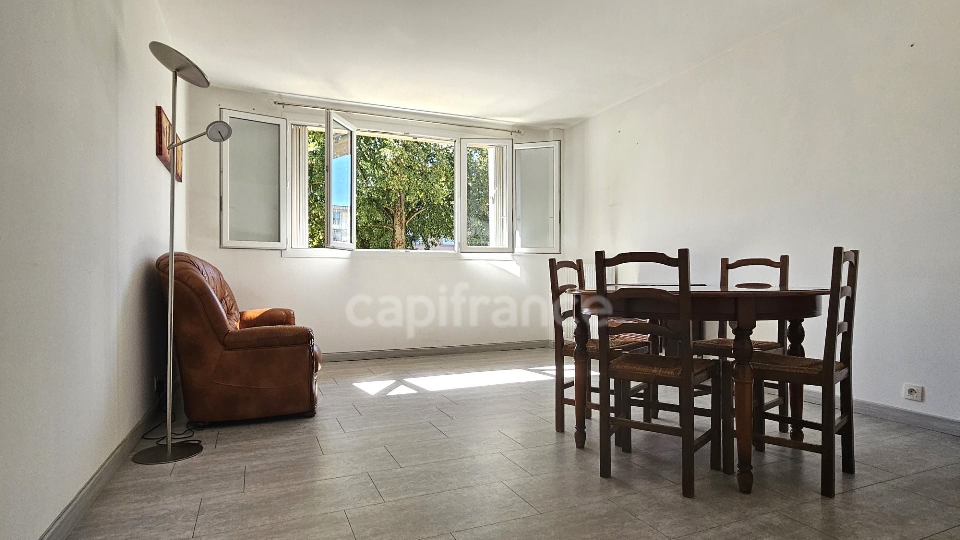 Appartement à vendre, 61m², Egly