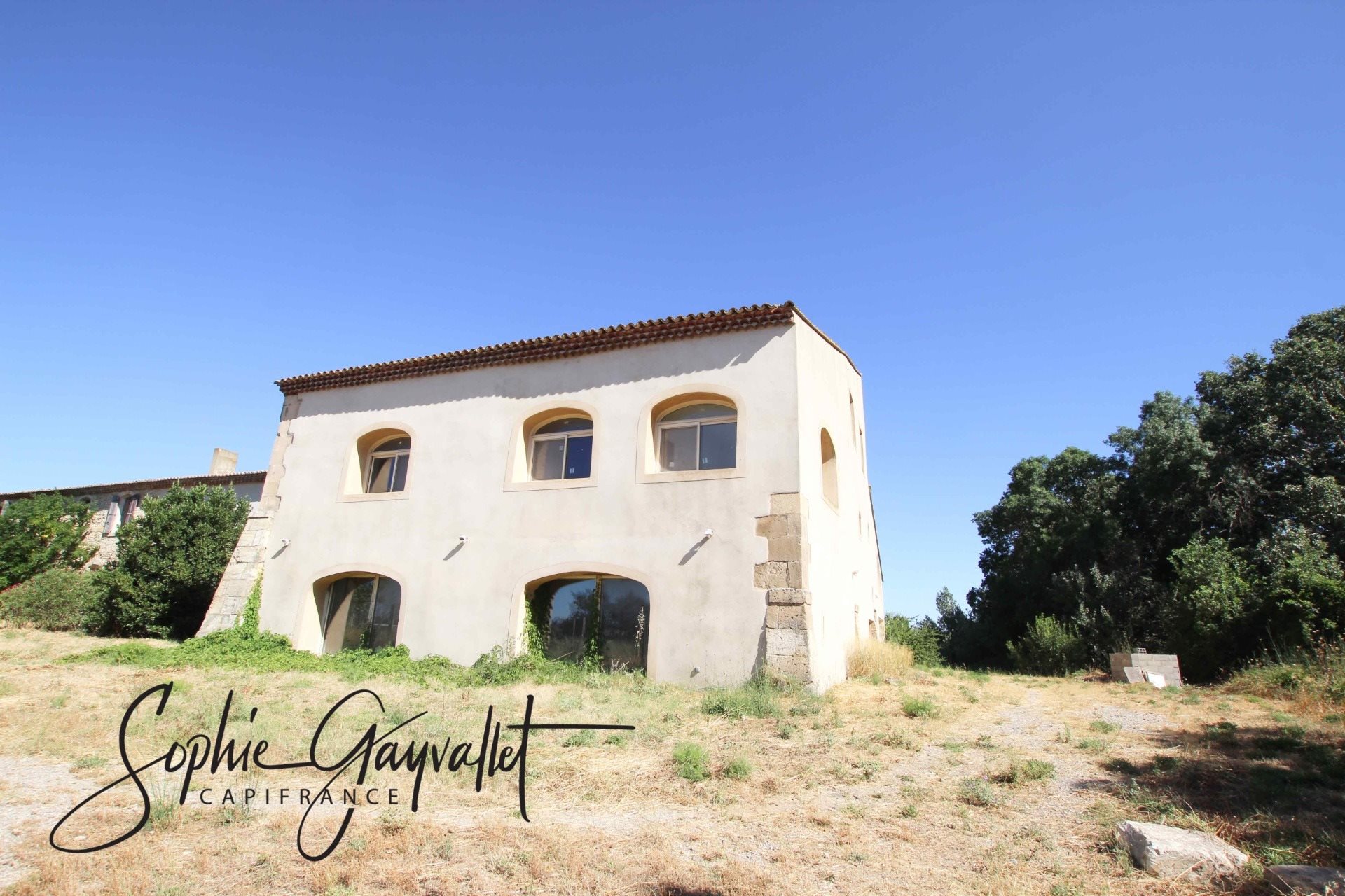 Maison à vendre, 550m², Saint-Martin-de-Crau
