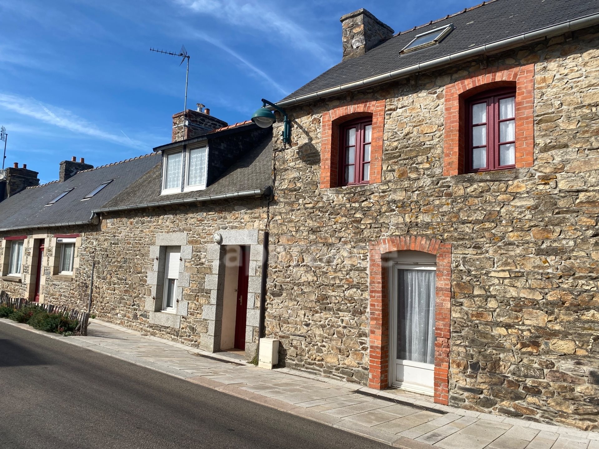 Maison à vendre, 111m², Ploëzal