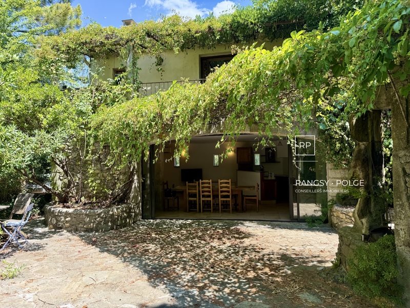 Maison à vendre, 225m², Molières-sur-Cèze