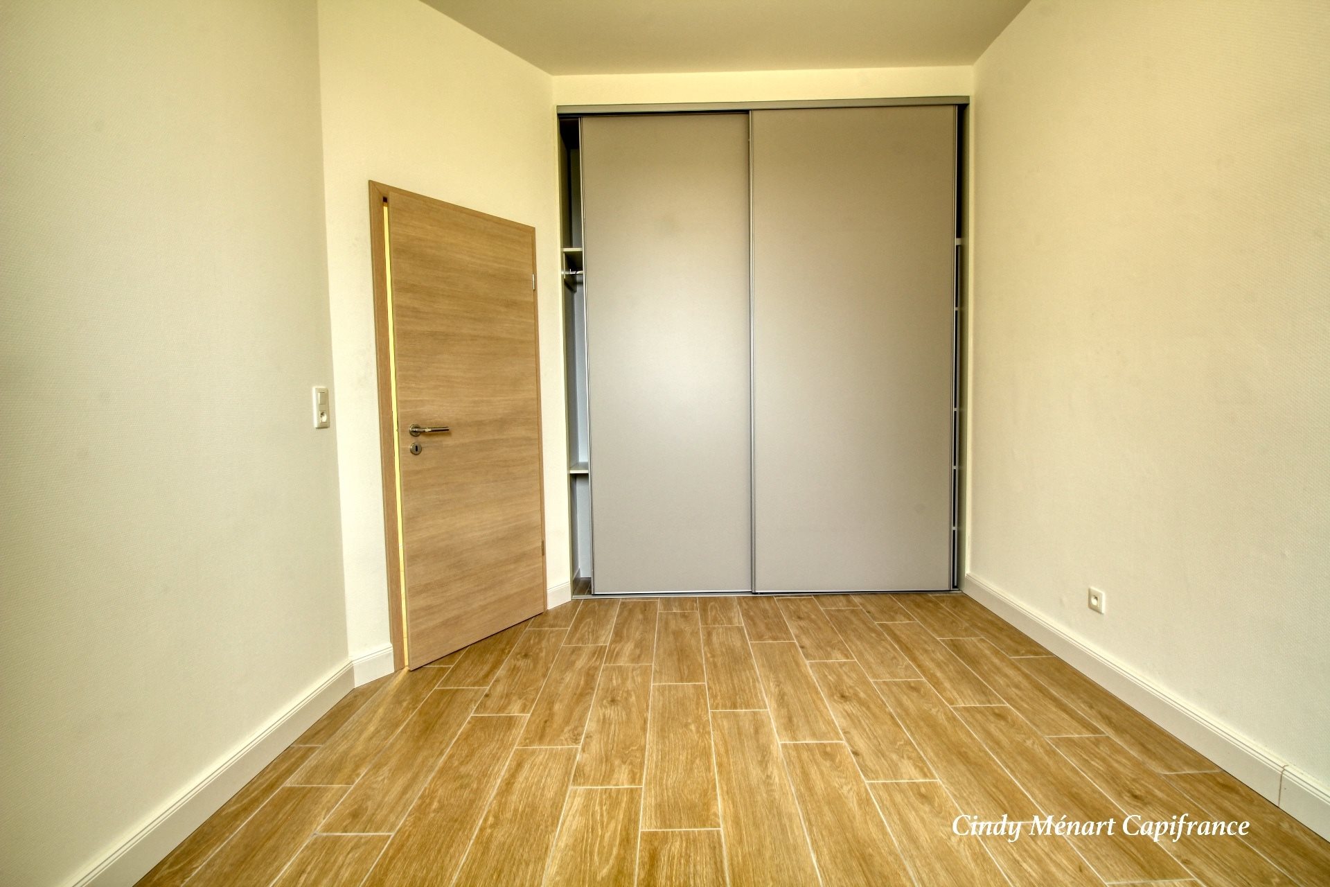 Appartement à louer, 110m², Zimming
