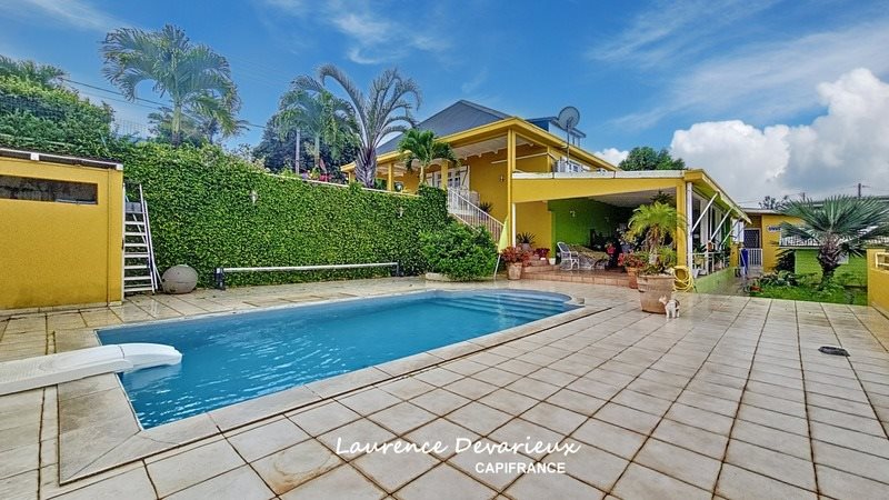 Maison à vendre, 200m², Saint-Claude