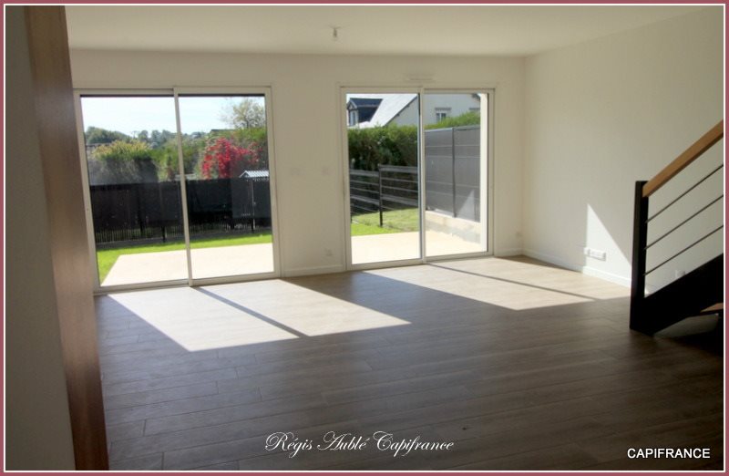 Maison à vendre, 94m², Montreuil-le-Gast