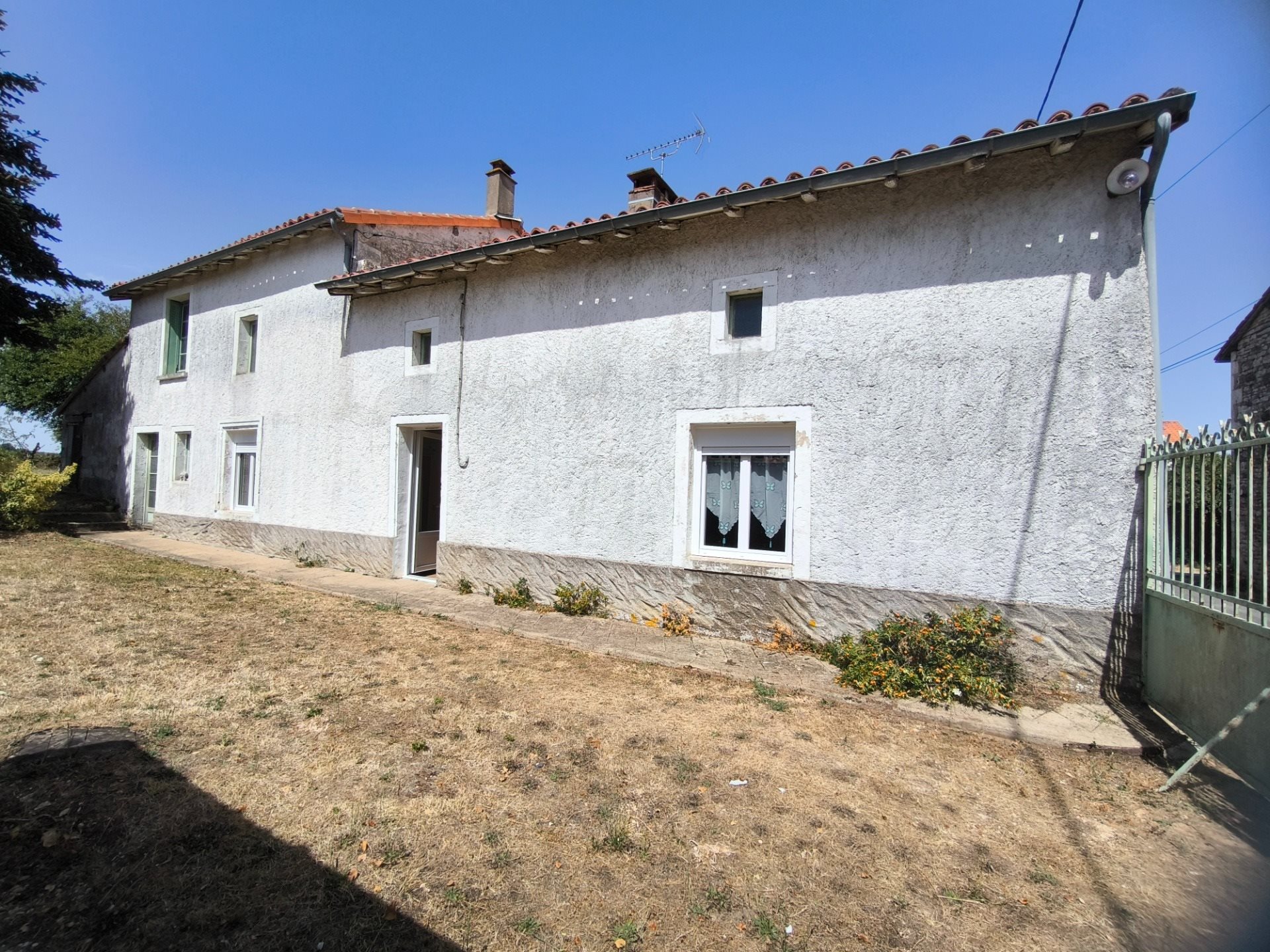 Maison à vendre, 100m², Londigny