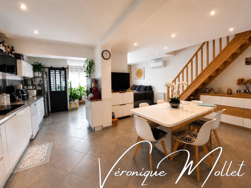 Maison à vendre, 83m², La Sauve