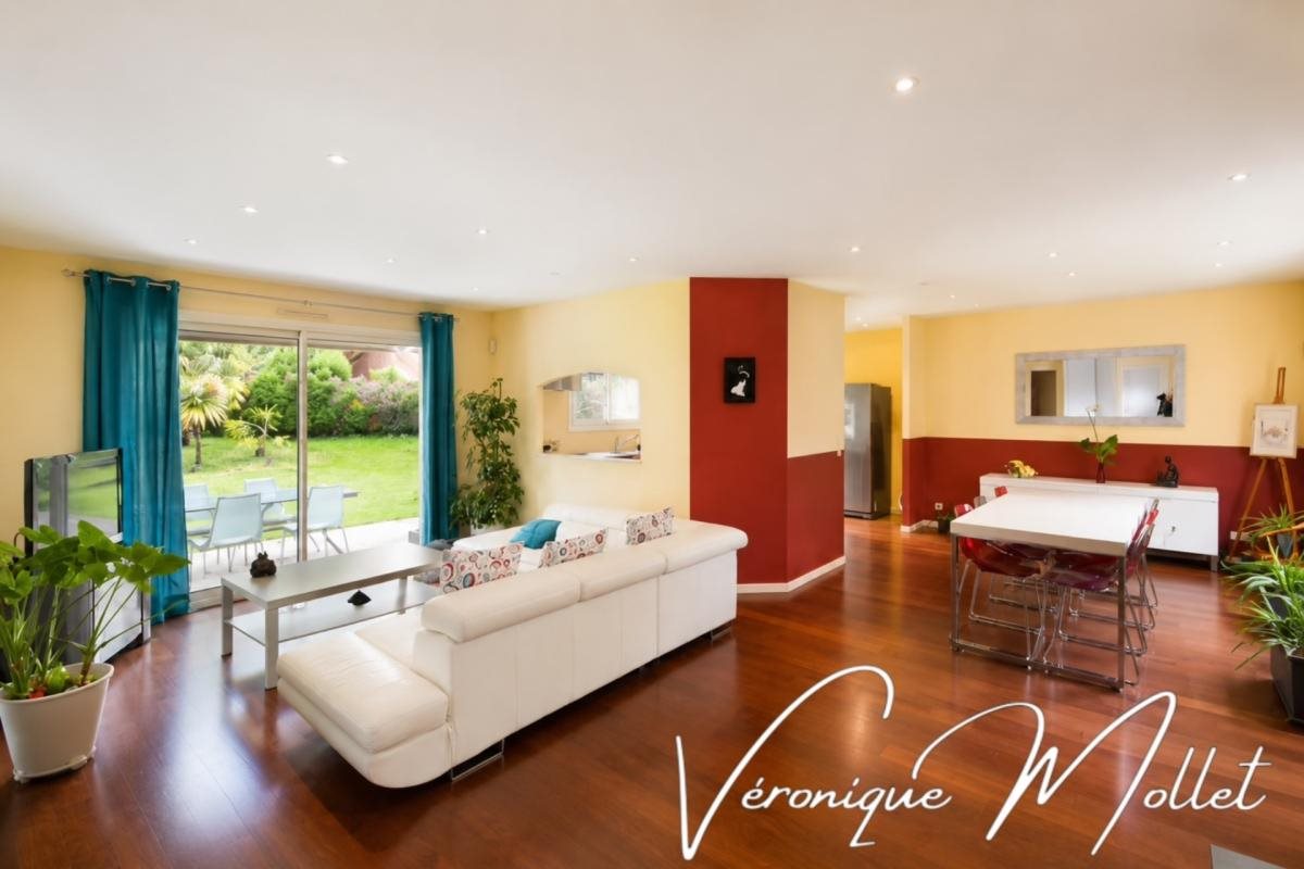 Maison à vendre, 127m², Sadirac