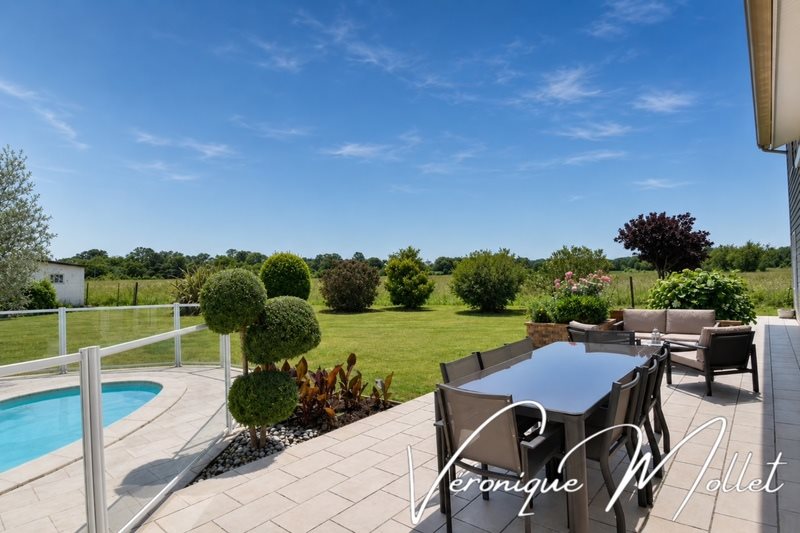Maison à vendre, 165m², Lignan-de-Bordeaux