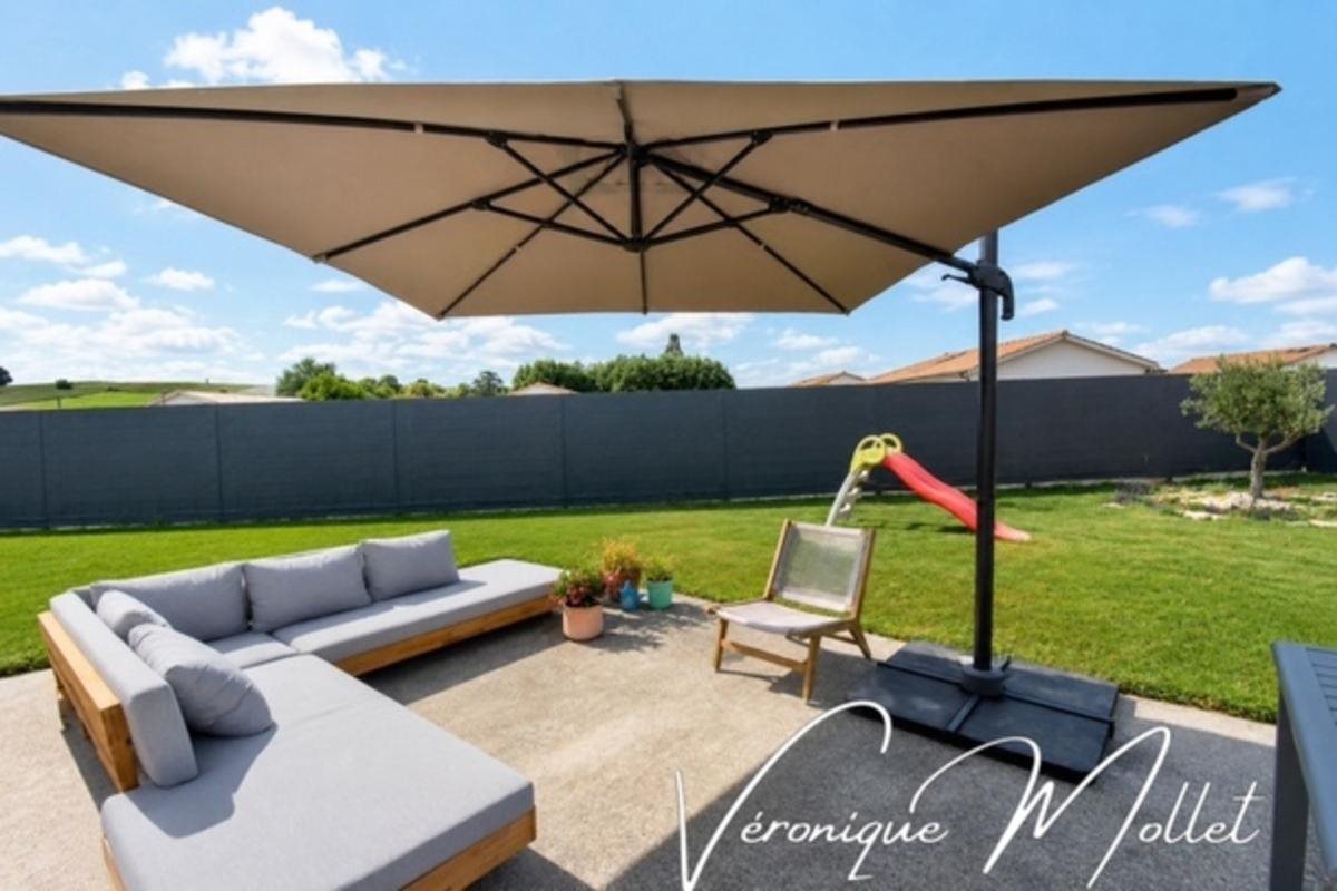 Maison à vendre, 106m², Béguey