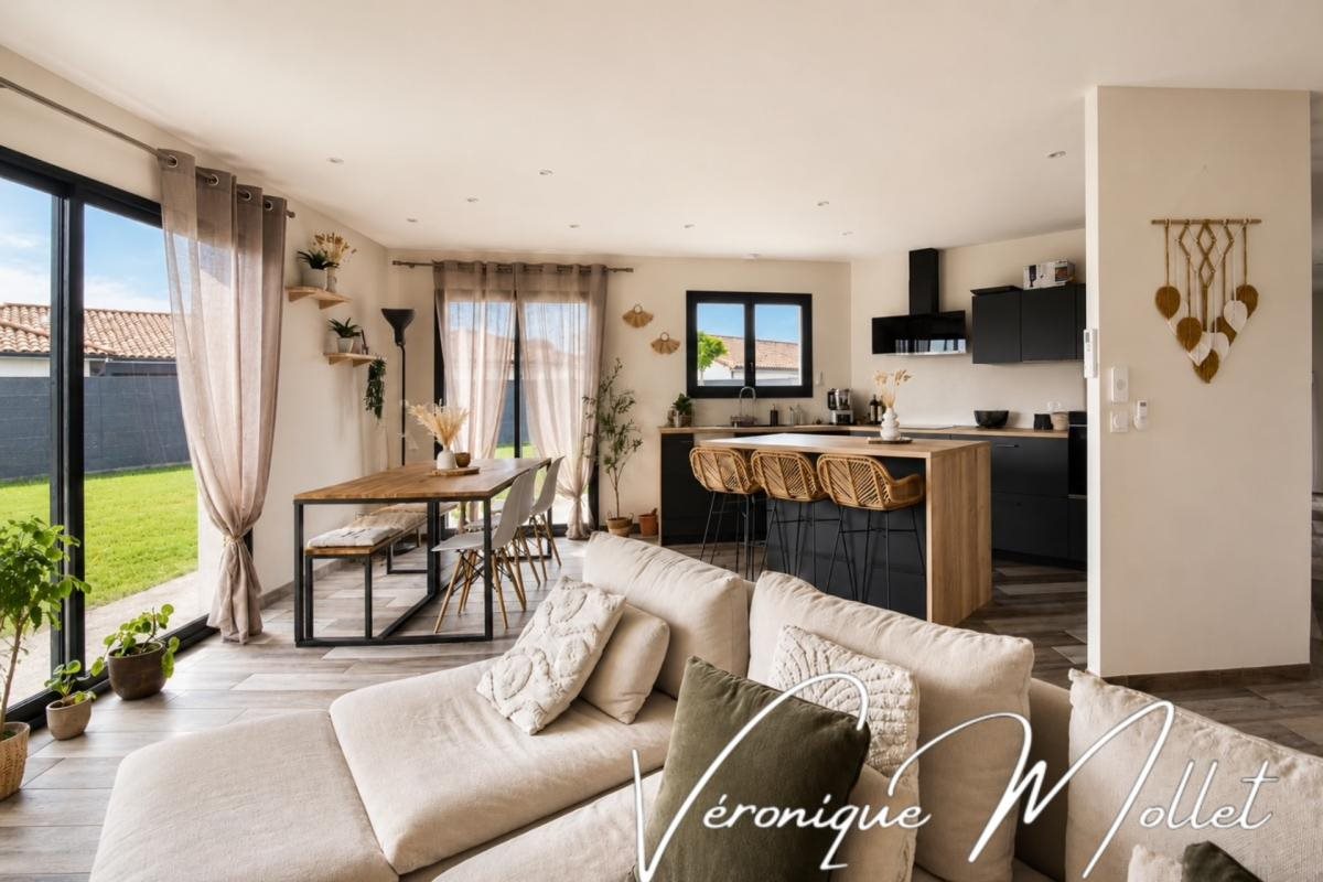 Maison à vendre, 106m², Béguey