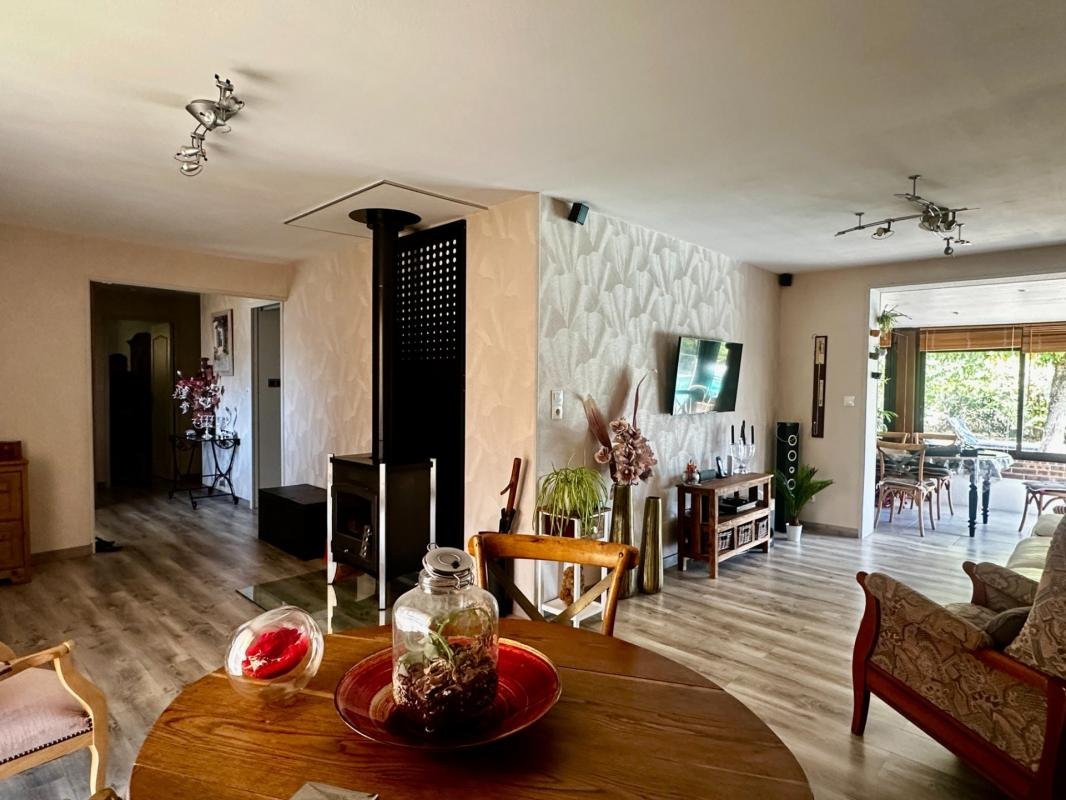 Maison à vendre, 143m², Saint-Caprais-de-Bordeaux