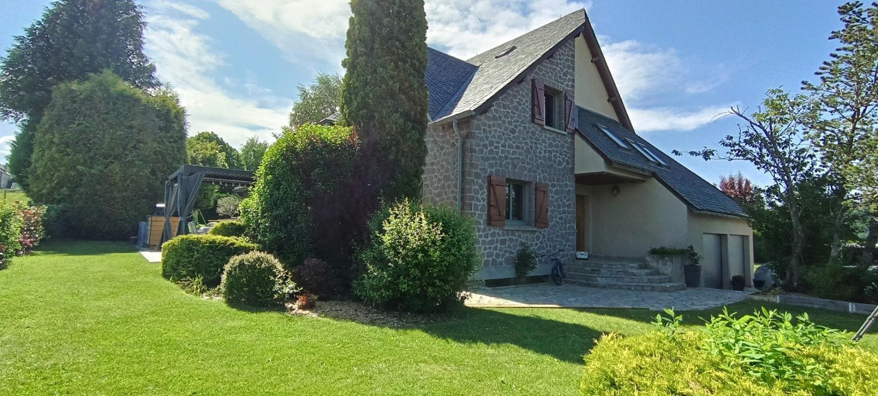 Maison à vendre, 223m², Besse-et-Saint-Anastaise