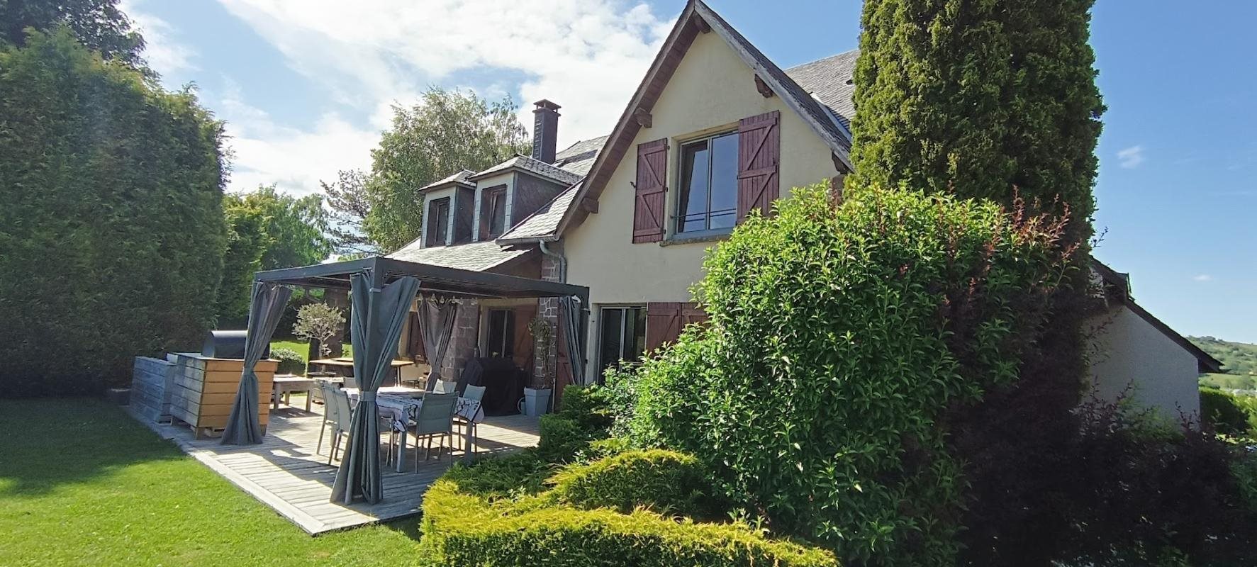 Maison à vendre, 223m², Besse-et-Saint-Anastaise