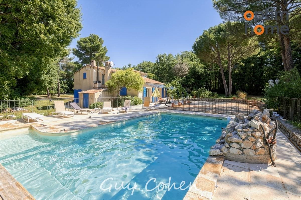 Maison à vendre, 184m², Saint-Cannat