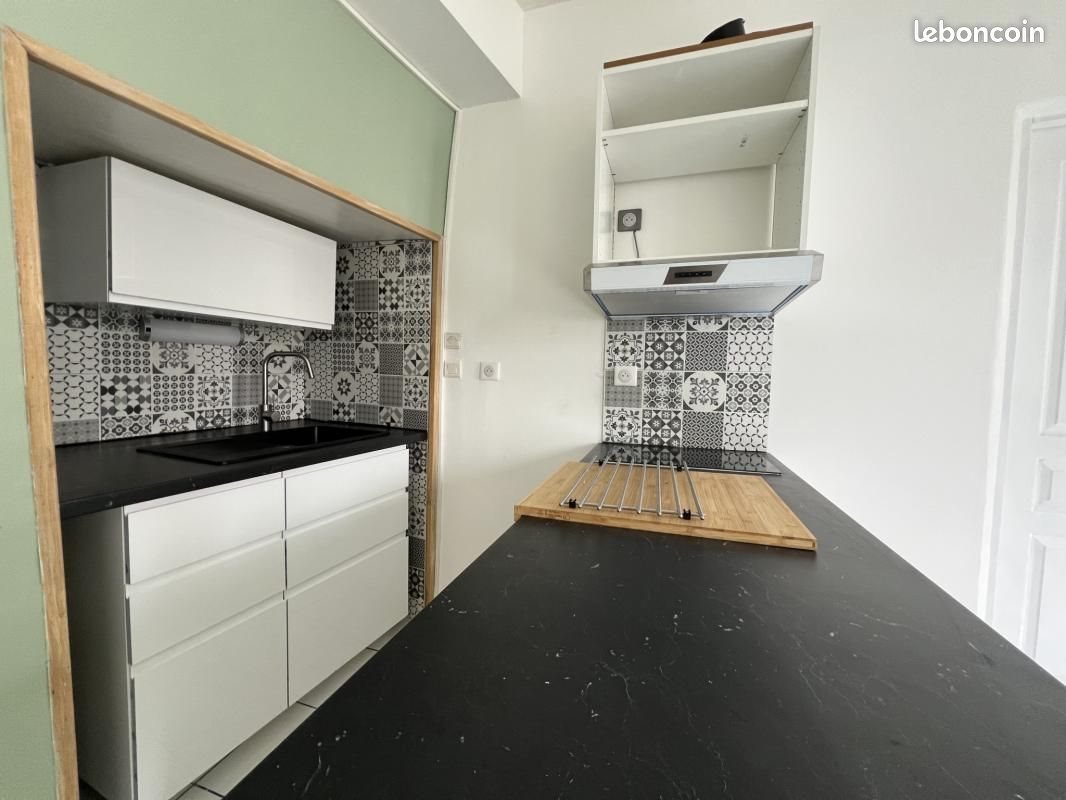 Appartement à louer, 33m², Aubenas