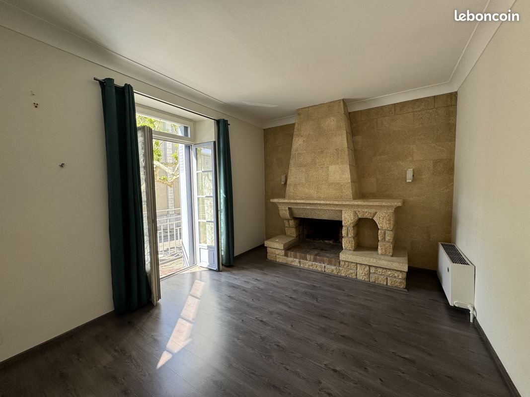 Appartement à louer, 81m², Saint-Paul-Trois-Châteaux