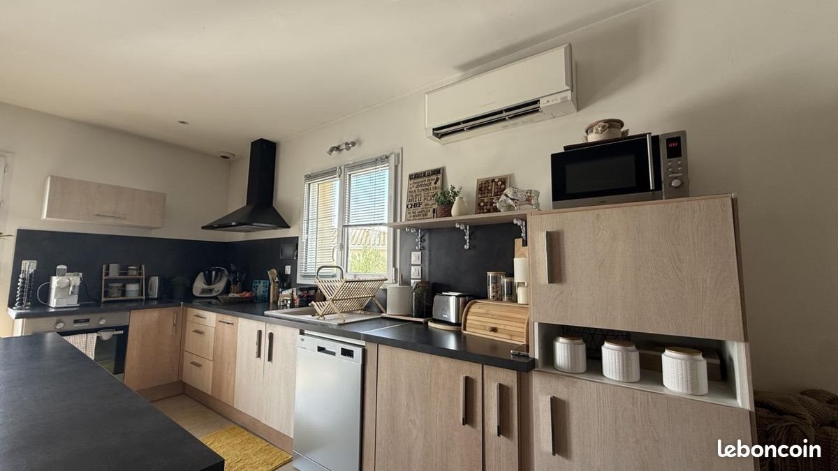 Maison à louer, 104m², Vallon-Pont-d'Arc