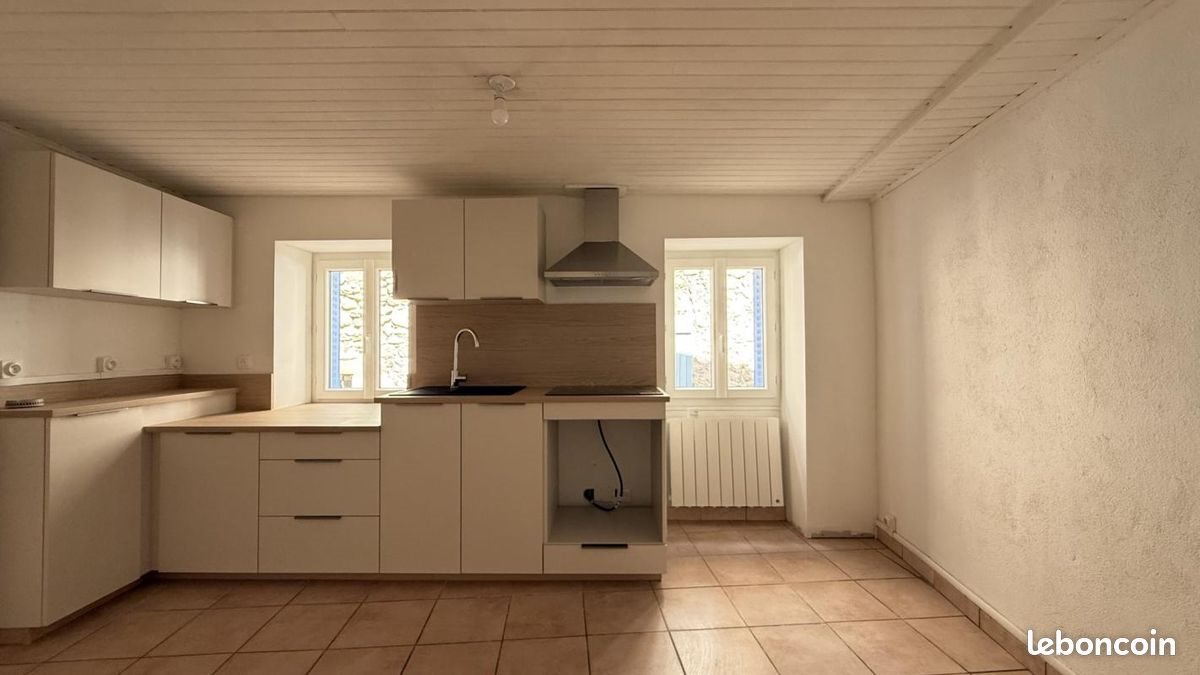 Appartement à louer, 55m², Saint-Sernin