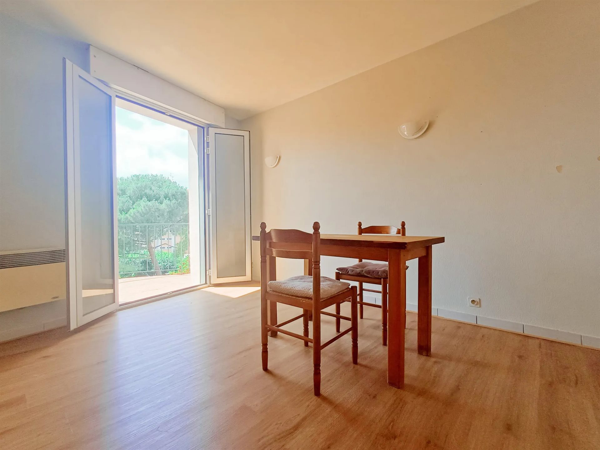 Appartement à vendre, 28m², Aubenas