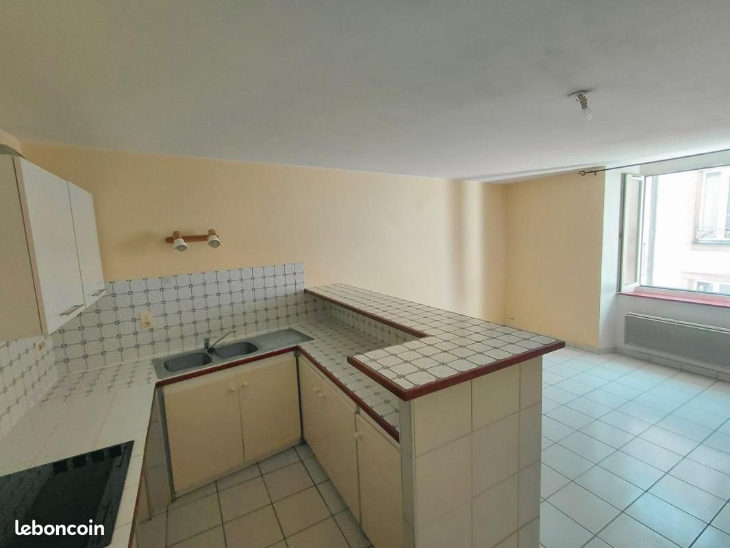 Appartement à vendre, 59m², Aubenas