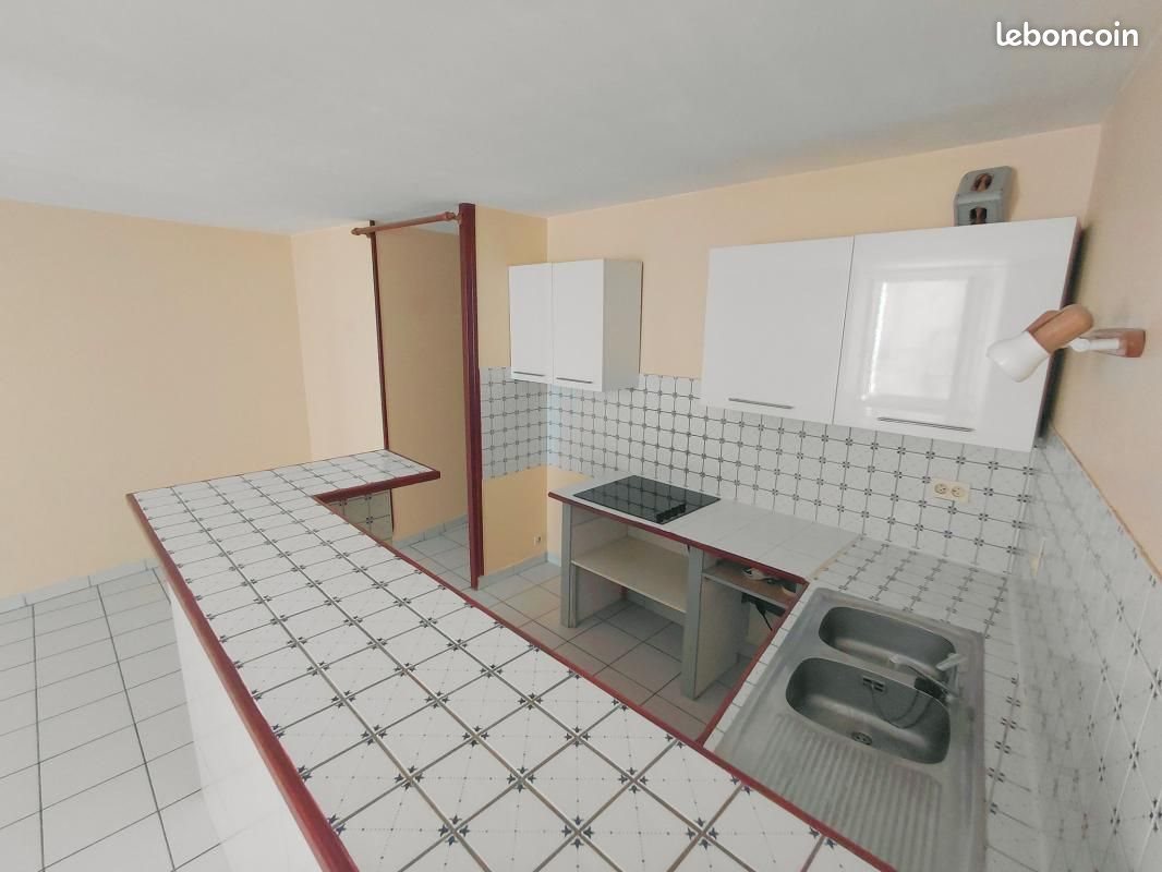 Appartement à vendre, 59m², Aubenas