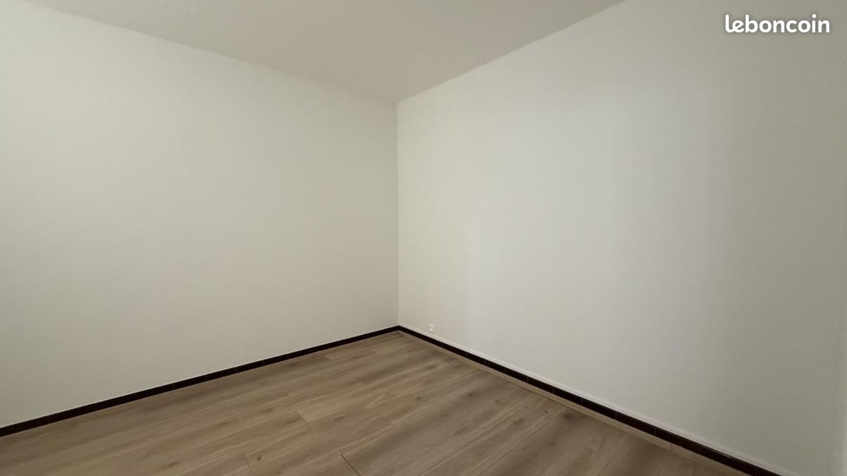 Appartement à louer, 73m², Aubenas