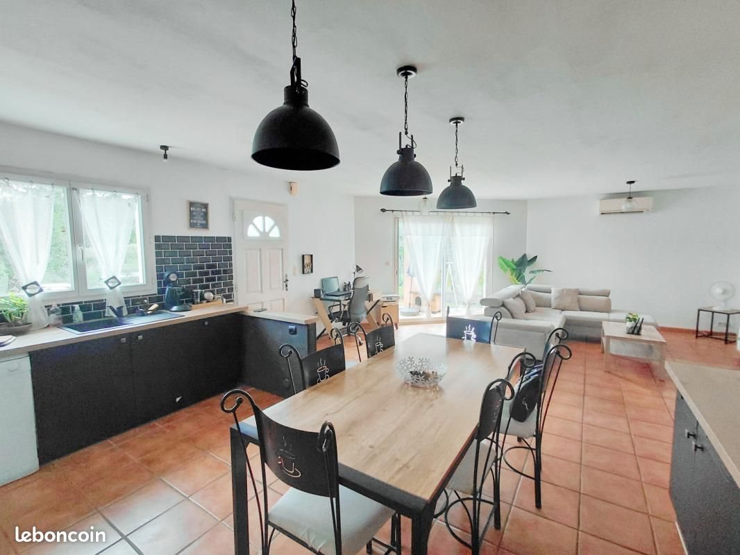 Maison à vendre, 90m², Vinezac