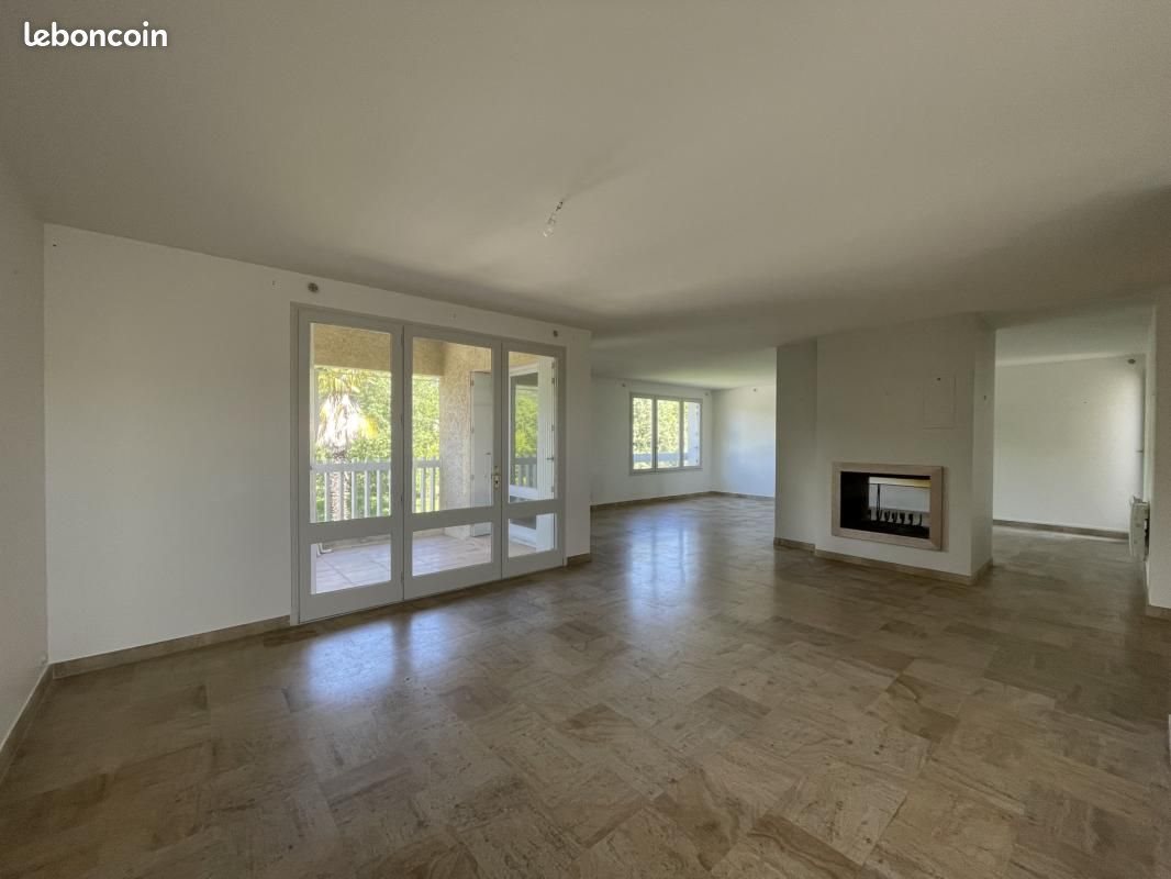 Maison à vendre, 195m², Aubenas