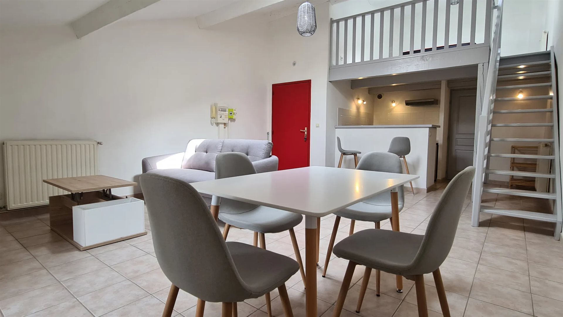 Appartement à louer, 48m², Villeneuve-de-Berg