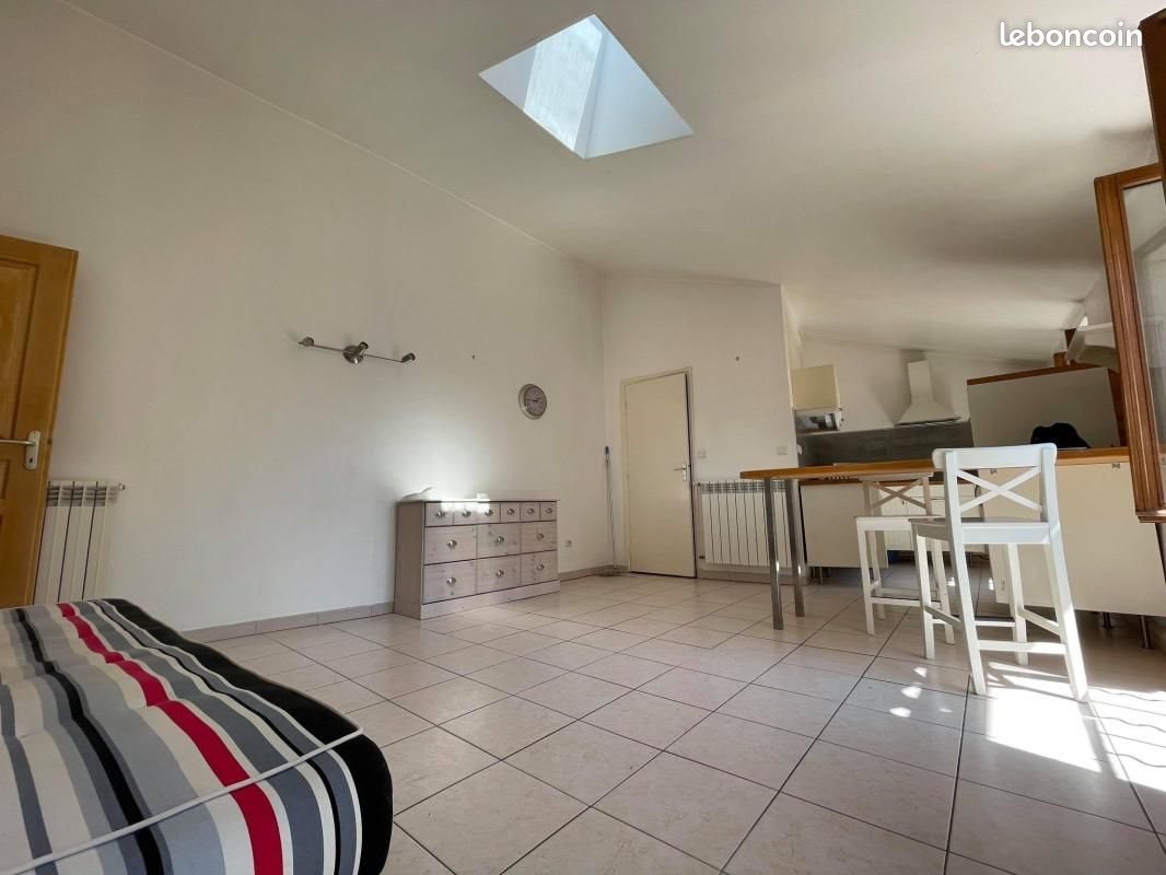 Appartement à louer, 36m², Aubenas