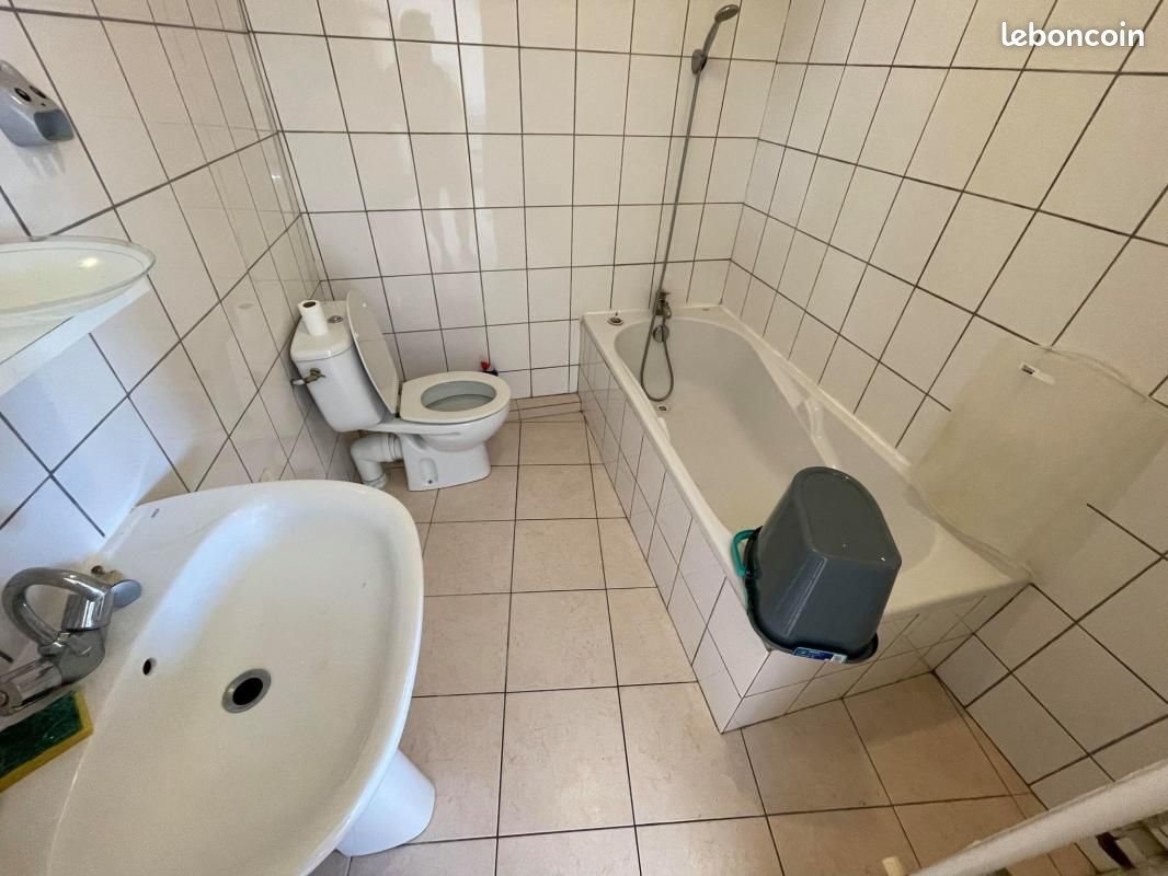 Appartement à louer, 36m², Aubenas