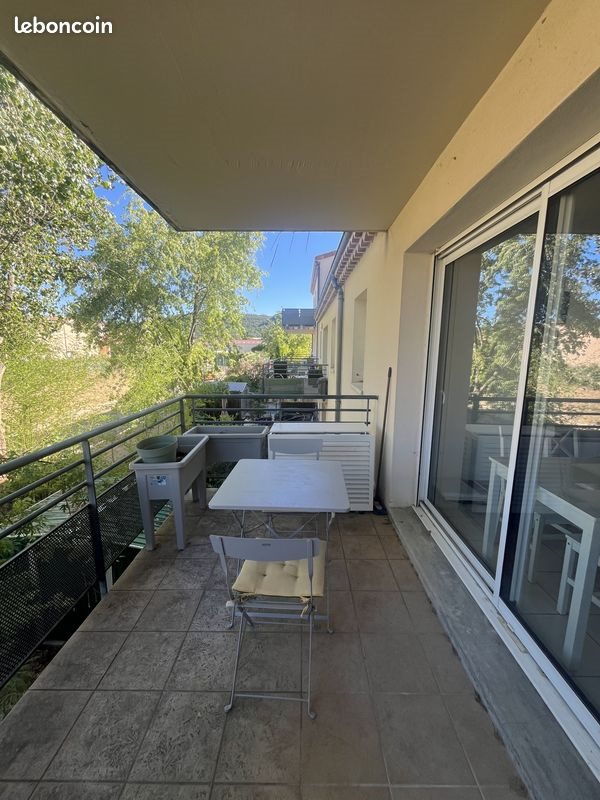 Appartement à louer, 41m², Saint-Paul-Trois-Châteaux