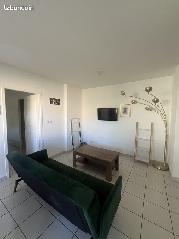Appartement à louer, 41m², Saint-Paul-Trois-Châteaux