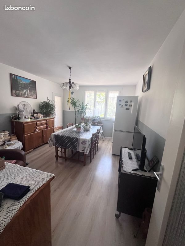 Appartement à louer, 57m², Saint-Paul-Trois-Châteaux