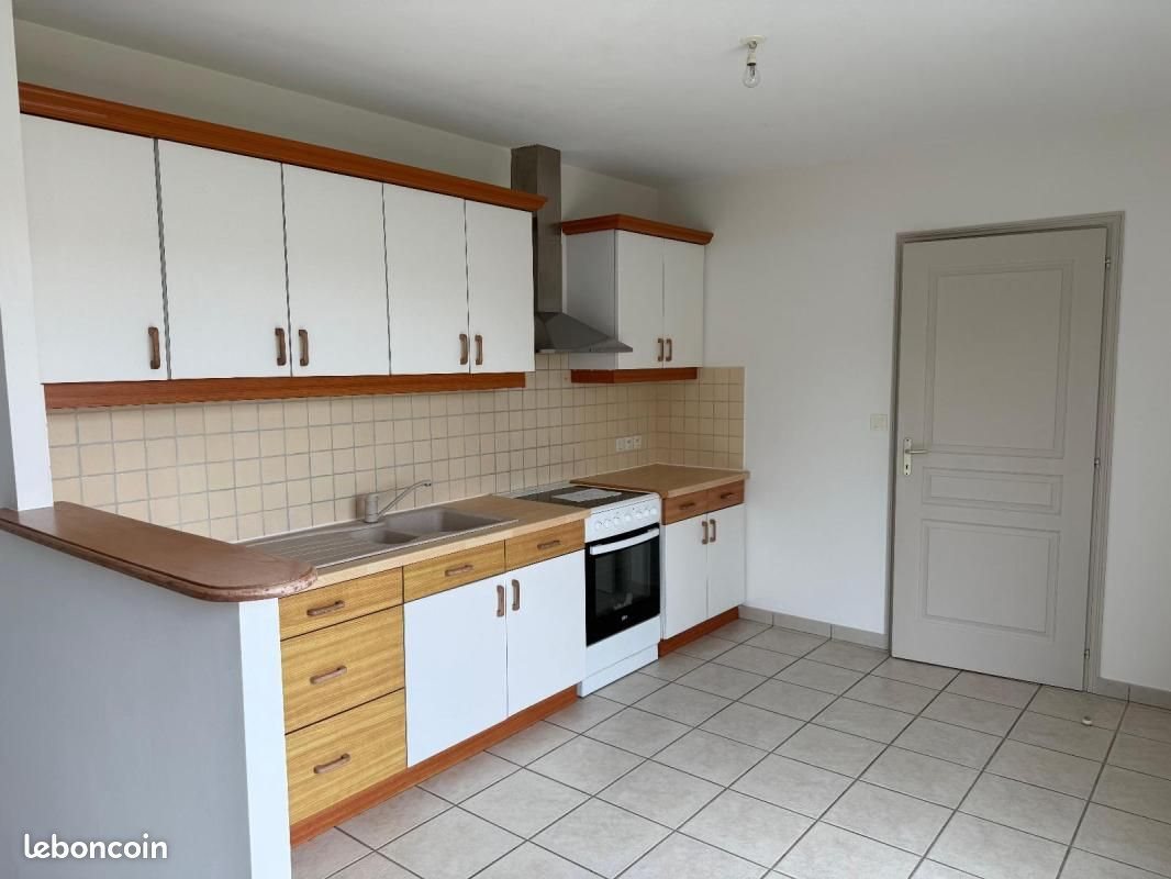 Maison à louer, 92m², Mesnard-la-Barotière