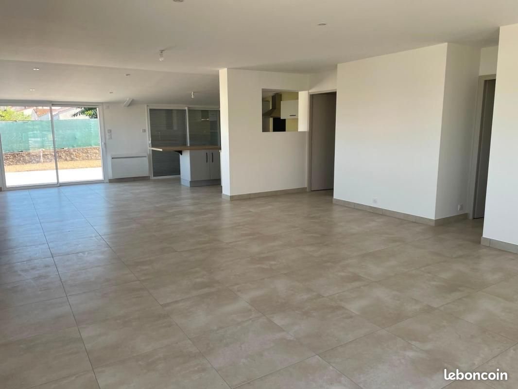 Maison à louer, 114m², La Gaubretière