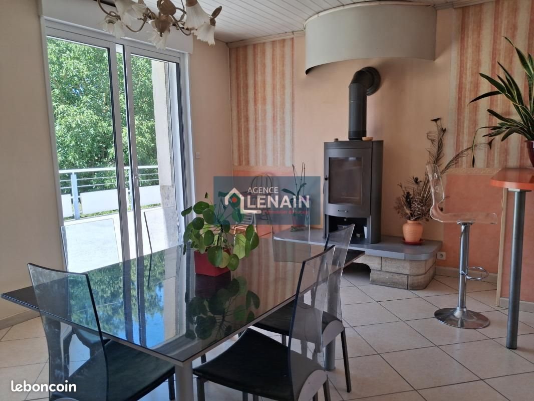Maison à vendre, 127m², Saint-Paul-en-Pareds