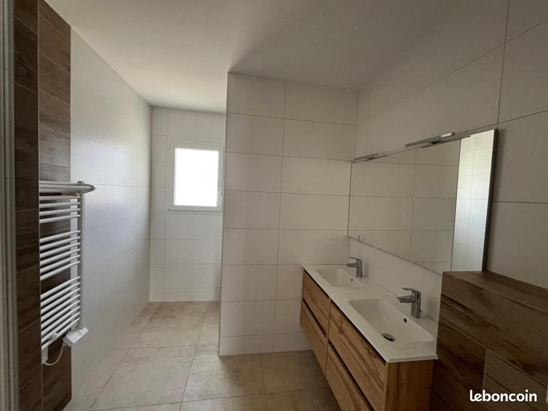 Maison à louer, 111m², Saint-Prouant