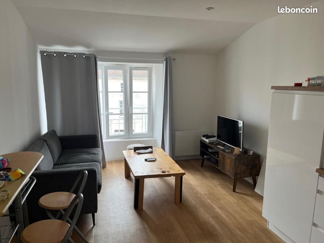 Appartement à louer, 40m², Les Herbiers