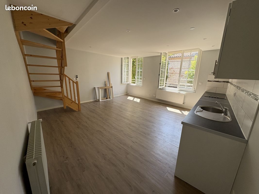 Appartement à louer, 50m², Bon-Encontre