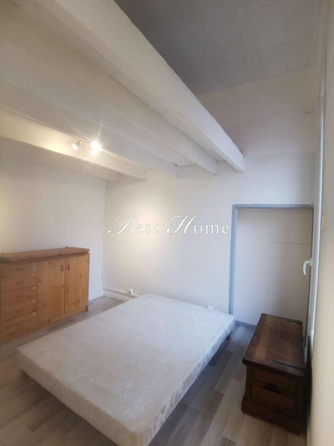 Appartement à louer, 28m², Nîmes