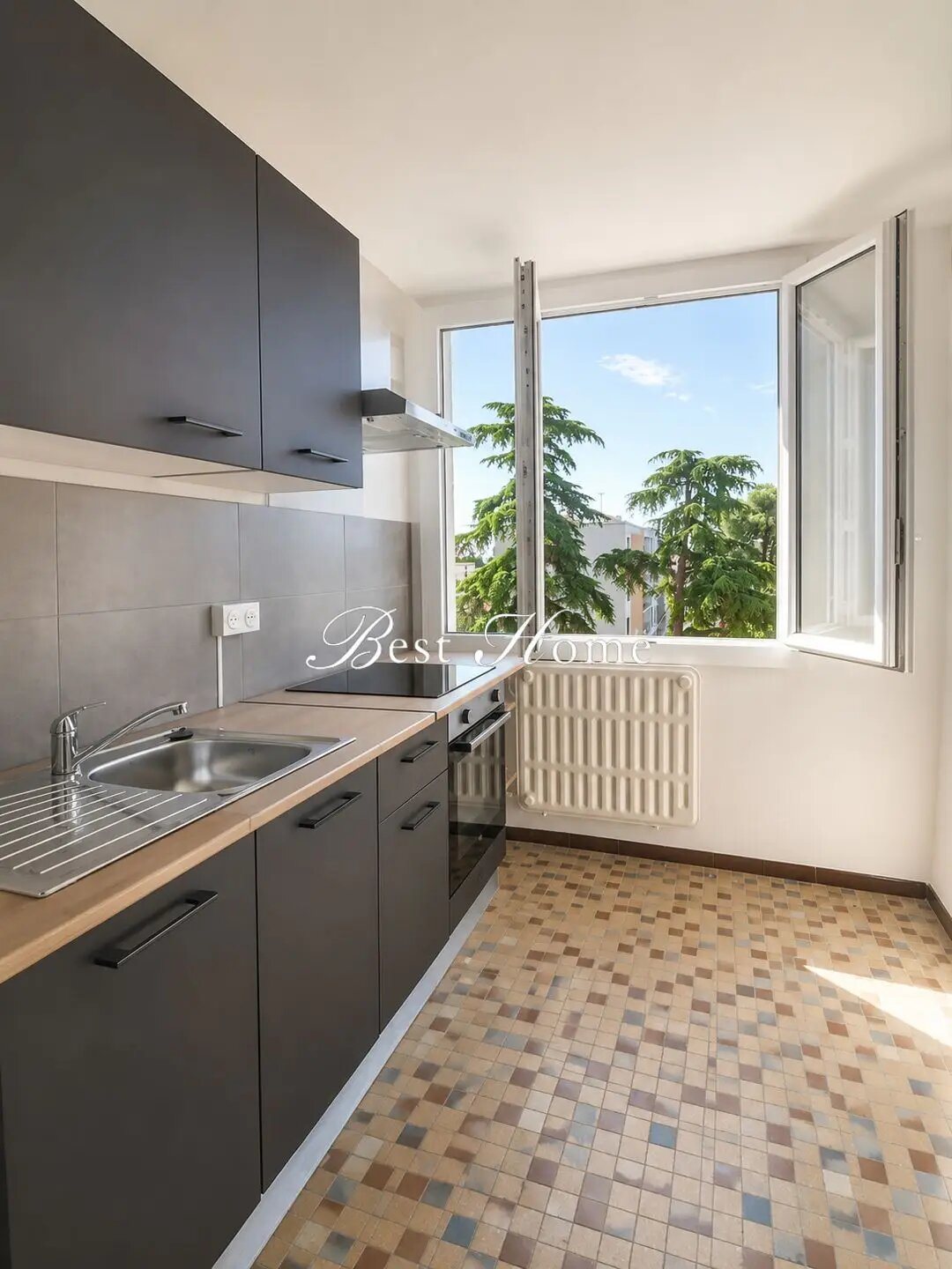 Appartement à louer, 27m², Nîmes