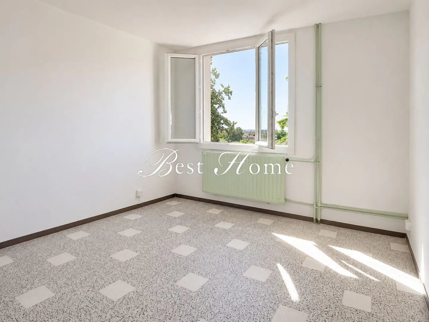 Appartement à louer, 27m², Nîmes