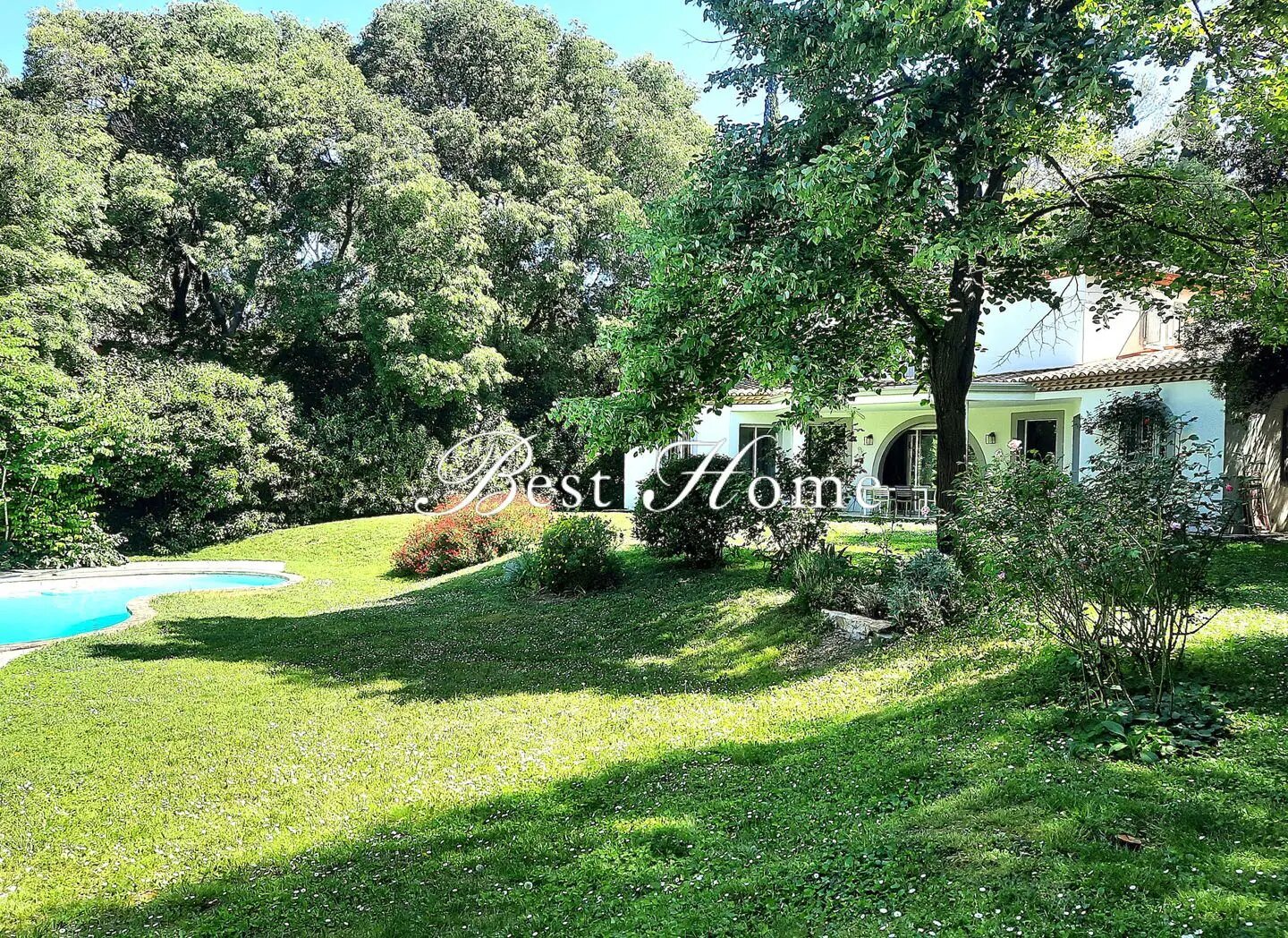 Maison à vendre, 220m², Nîmes