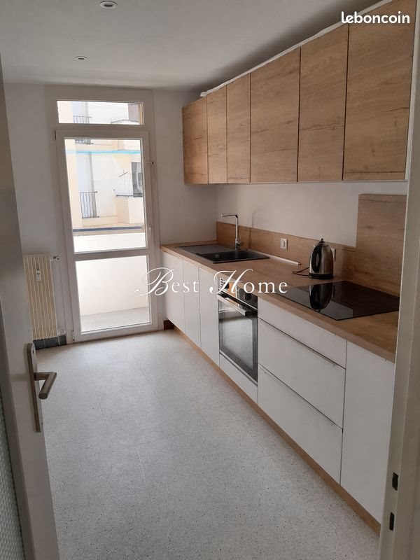 Appartement à louer, 49m², Nîmes