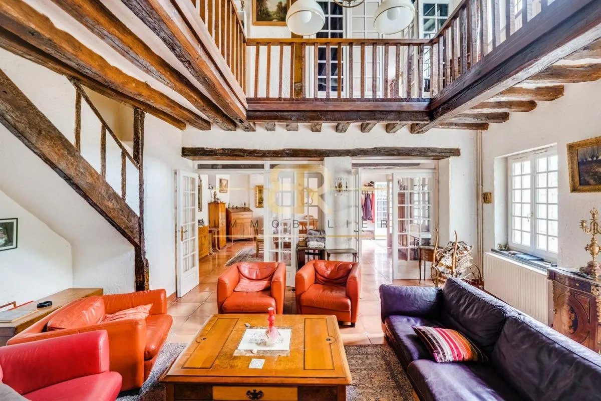 Maison à vendre, 378m², Nanterre